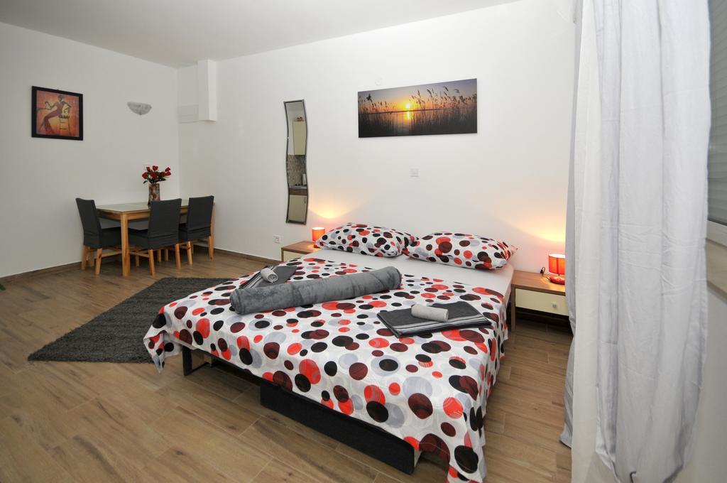 Apartments Josip Trogir Szoba fotó