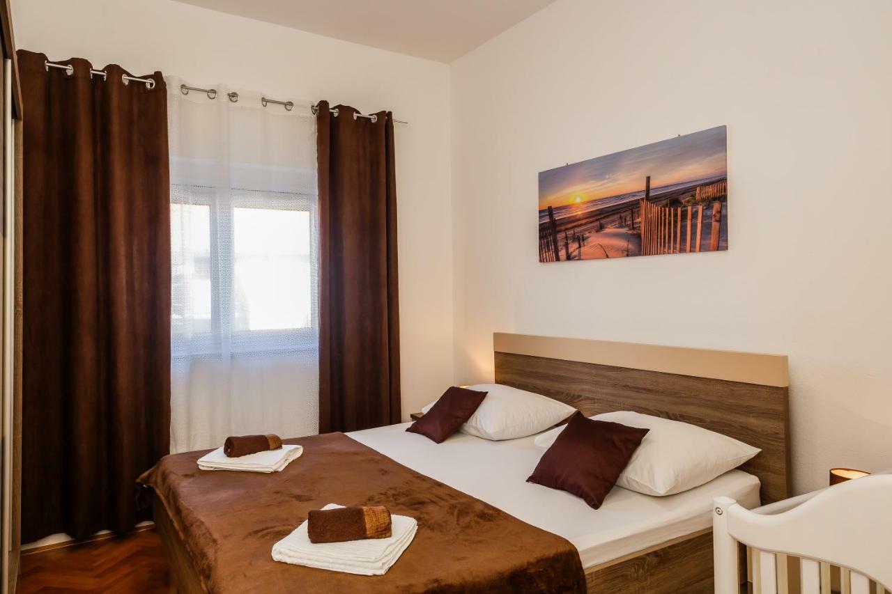 Apartments Josip Trogir Kültér fotó